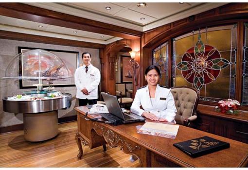 El Neptune Lounge, un clásico de Holland America